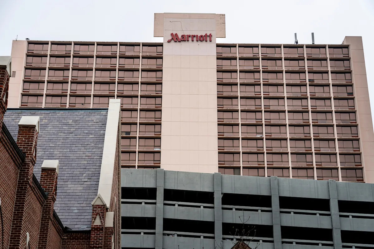 In the original auction two weeks ago, there were many bidders for the property.