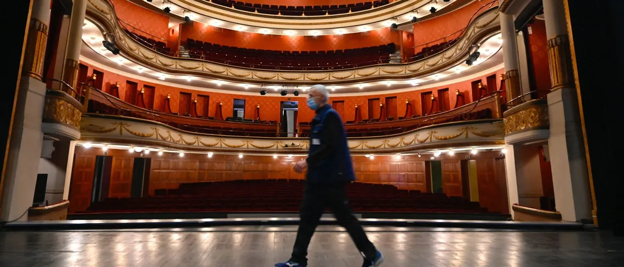 A Beverly Hills theatre canceled an Israeli comedian's show after he refused to publicly declare on social media that he opposes genocide.