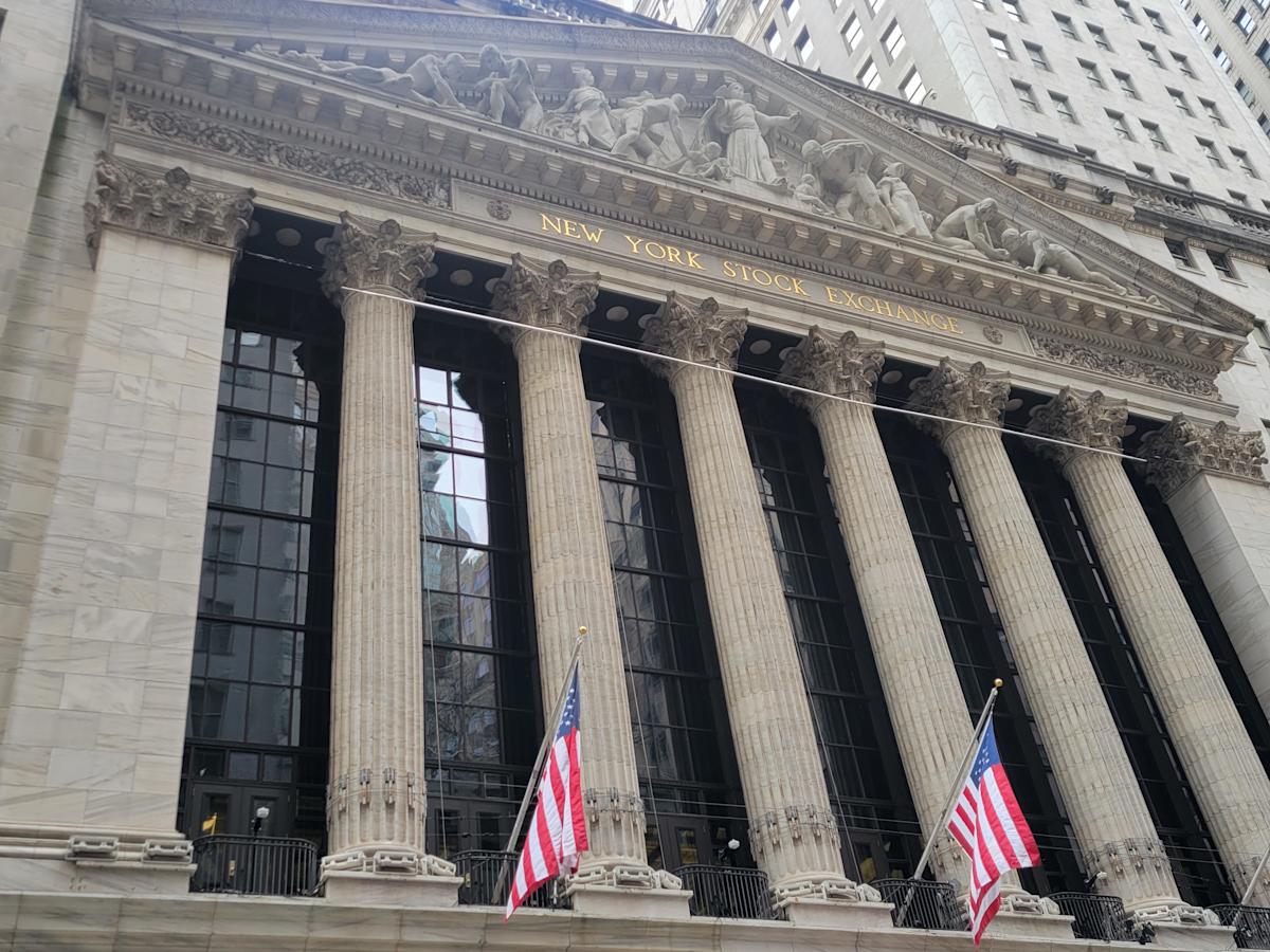 Century Therapeutics Inc. (NASDAQ:IPSC) is one of the best fast growing penny stocks to buy according to analysts. On January 20, Piper Sandler increased its...