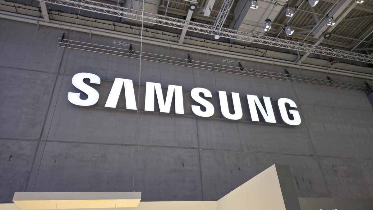 Samsung's semiconductor division has weathered the storm and is now in much calmer waters. The company faced the perfect storm of low DRAM prices and insufficient high-bandwidth memory orders. All that has changed in the past few quarters as the memory market…