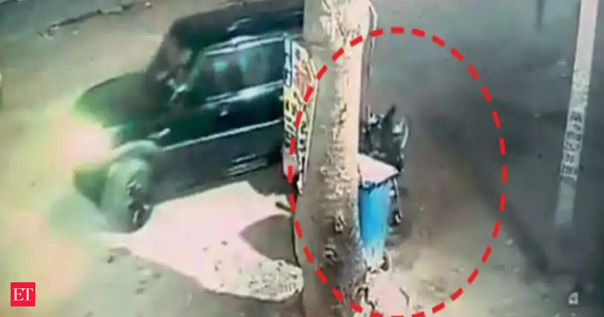 In a horrific act, a doctor in Gurugram ran his Black Scorpio over a Swiggy delivery partner multiple times in Sector-93, police said. The doctor was angry as the agent used to frequently park his motorcycle in a narrow lane near his residence, causing him di…