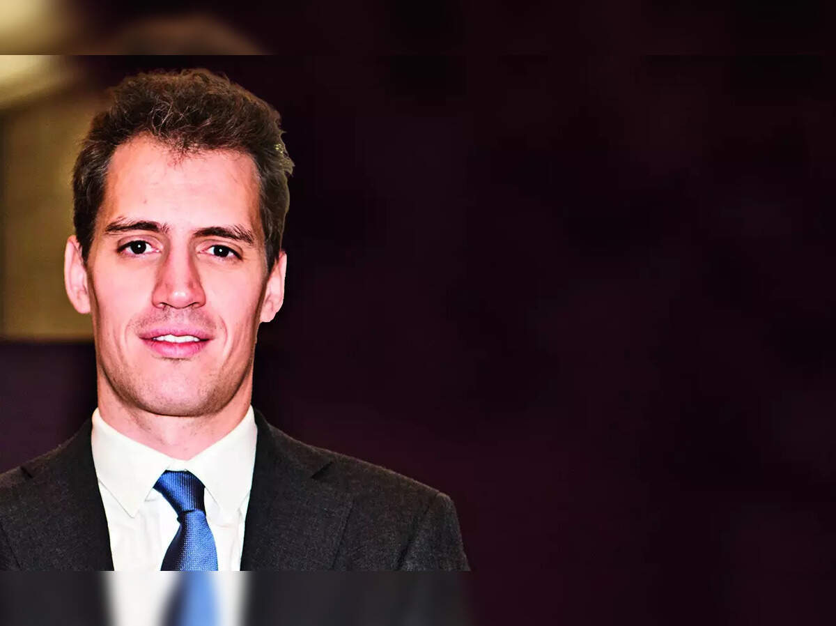 Indian entrepreneurs must run cos from own country to ensure innovation stays here, says founder Mensch.