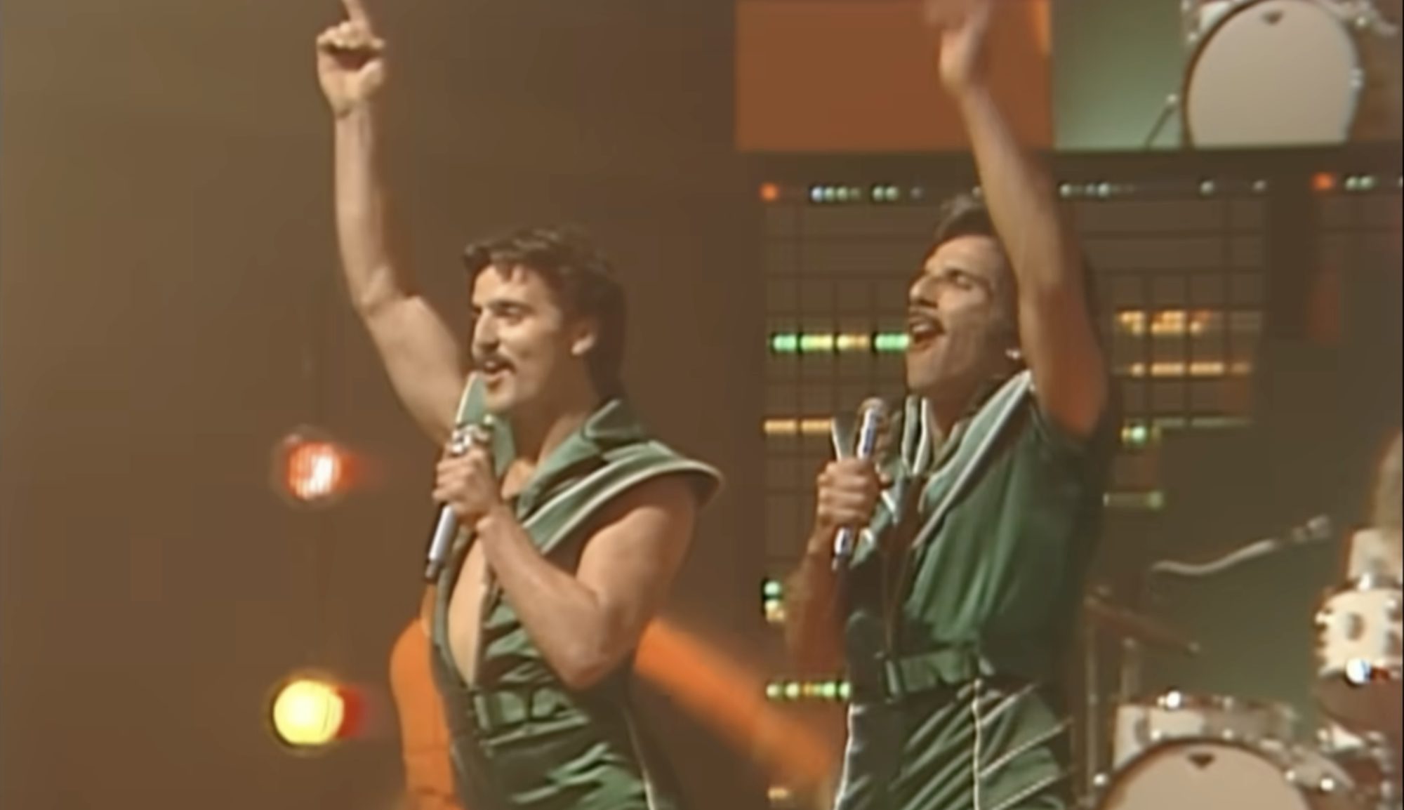 The comical spot stars Benson Boone and Ben Stiller singing about picking your perfect banana at Instacart before everything goes awry