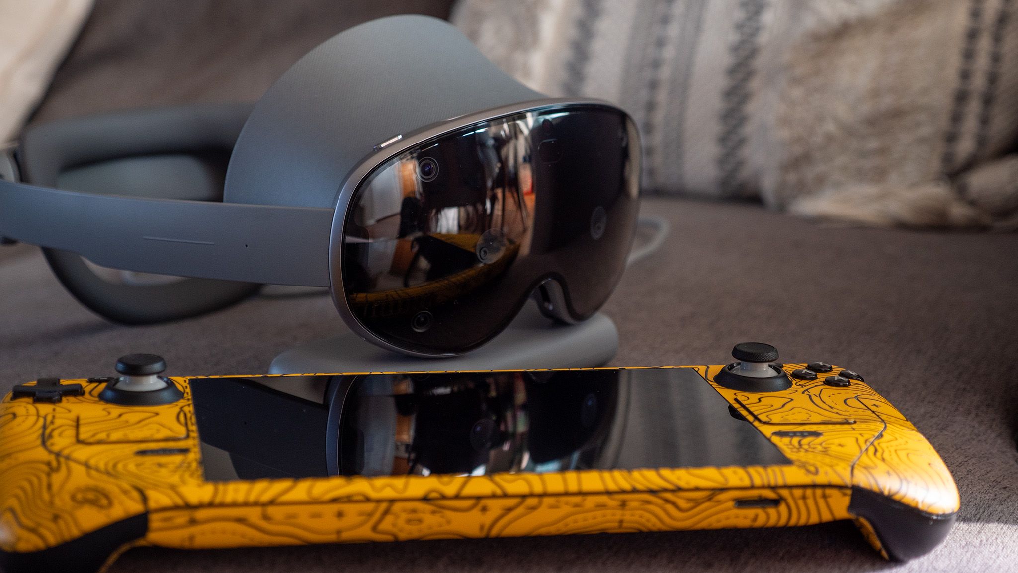 One of the Steam Frame's claims to fame is top-tier PC VR connectivity, but you can get the same experience on a Samsung Galaxy XR right now with two new things.