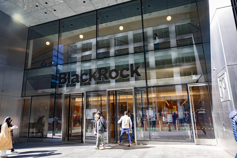BlackRock will make shares of its $2.2 billion tokenized U.S. Treasury fund tradable on the decentralized exchange Uniswap.