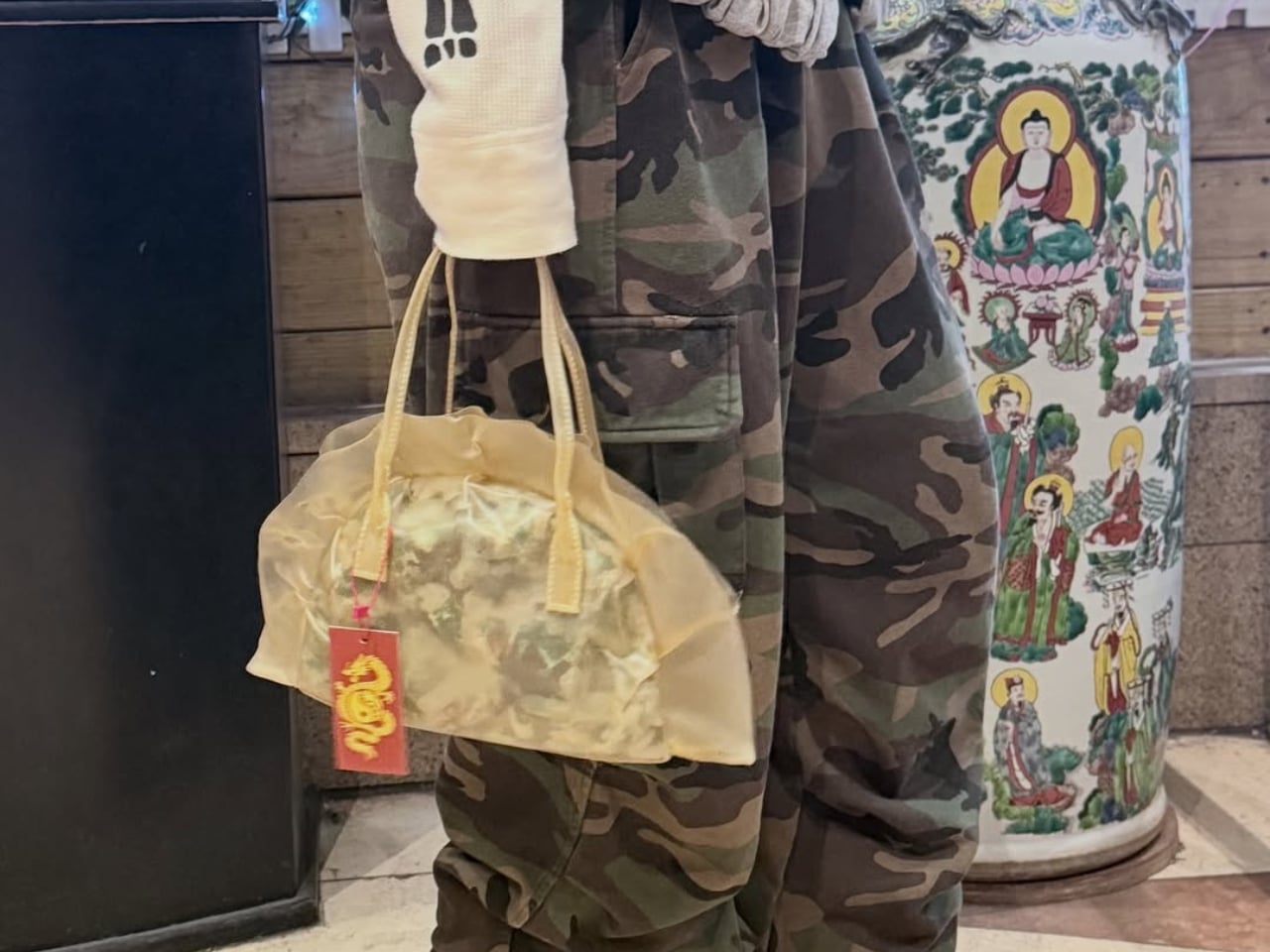 Esenes Worldwide Just Made a Bag That Looks Good Enough to EatFashion has a way of sneaking up on you. One minute you’re scrolling through your feed, minding your own business, and the next you’re staring...