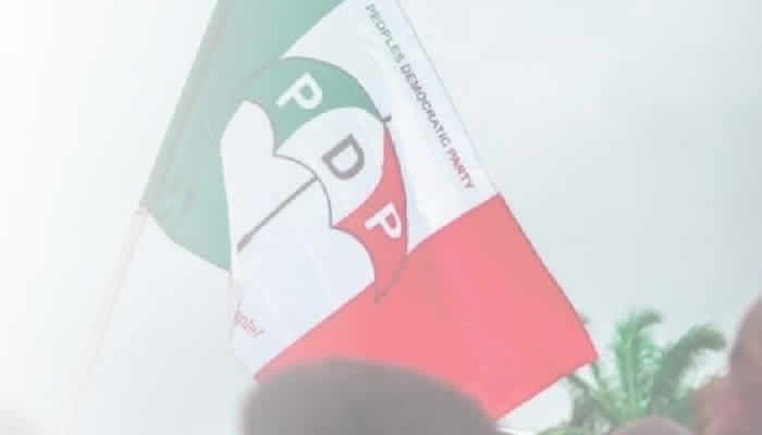 An Oyo State lawmaker representing Ibadan North-West, Dawood Olalere, has officially defected from the Peoples Democratic Party (PDP) to the ADC.

Read More: https://punchng.com/oyo-pdp-lawmaker-defects-to-adc/