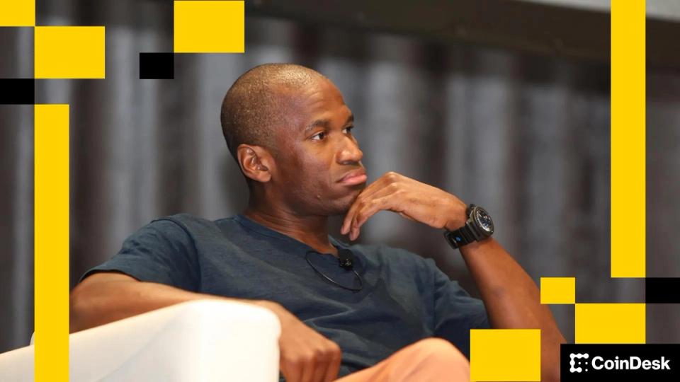 The rise of artificial intelligence is likely to displace millions of workers in quick order, triggering sizable credit defaults, said Hayes.