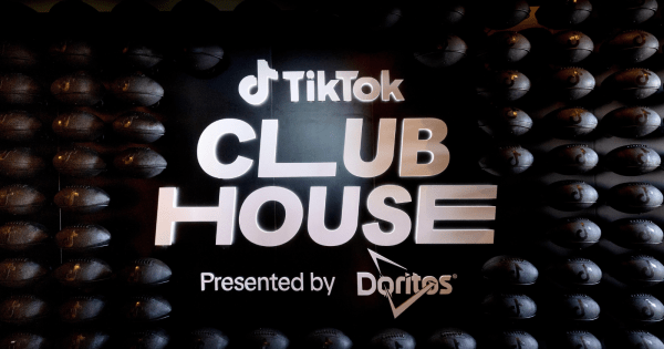 As Super Bowl advertising becomes less about a single TV moment and more about real-time cultural participation, brands are increasingly investing in influence that plays out off of the broadcast. […]