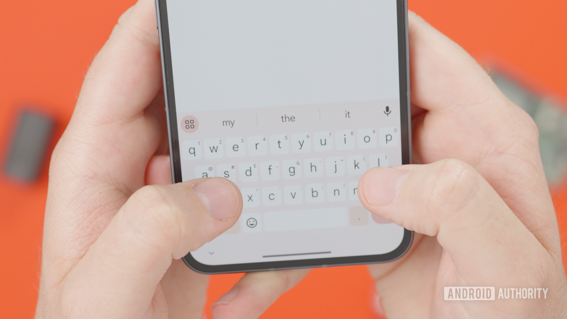 Google may be prepping a cursor mode for Gboard that makes it easier to move the insertion point without having to reach.
