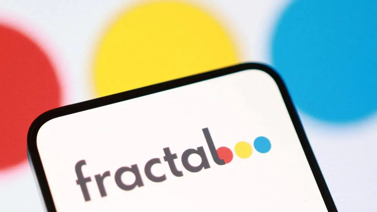 Fractal Analytics reduces IPO size by over 40% to ₹2,834 crore, opening February 9 and closing February 11.