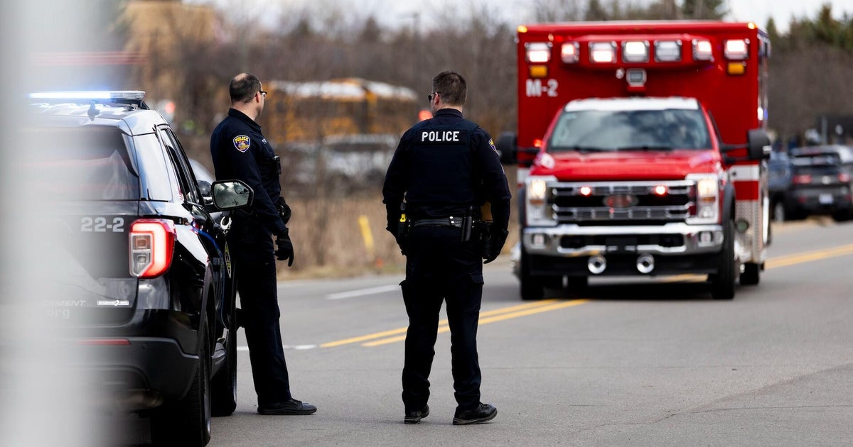 More details are emerging about the suspect behind the attack at Temple Israel, a synagogue, school and community center in West Bloomfield, Michigan. CBS News Ash-har Quraishi reports.