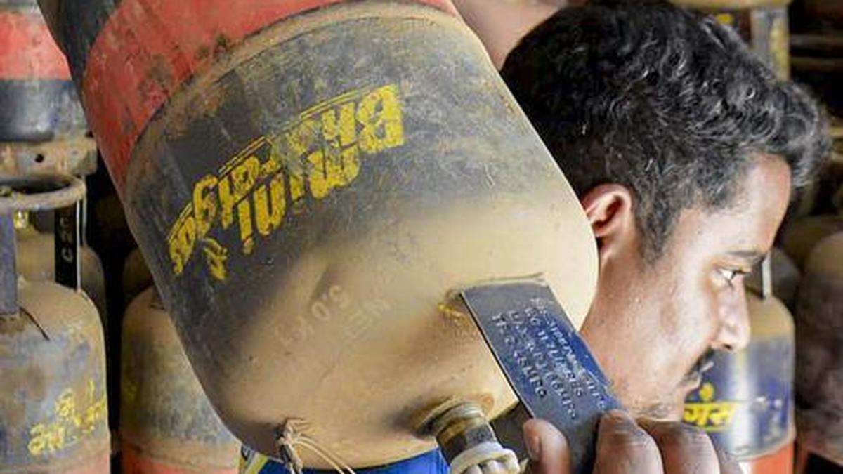 Brokerage firm Motilal Oswal Financial Services flagged potential near-term risks to food delivery platforms due to supply disruptions in commercial LPG cylinders across several cities