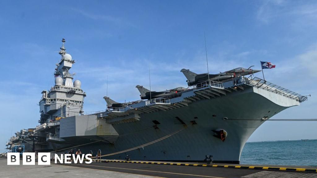 The 35-minute workout reveals the vessel's location as it heads towards the Middle East, Le Monde reports.