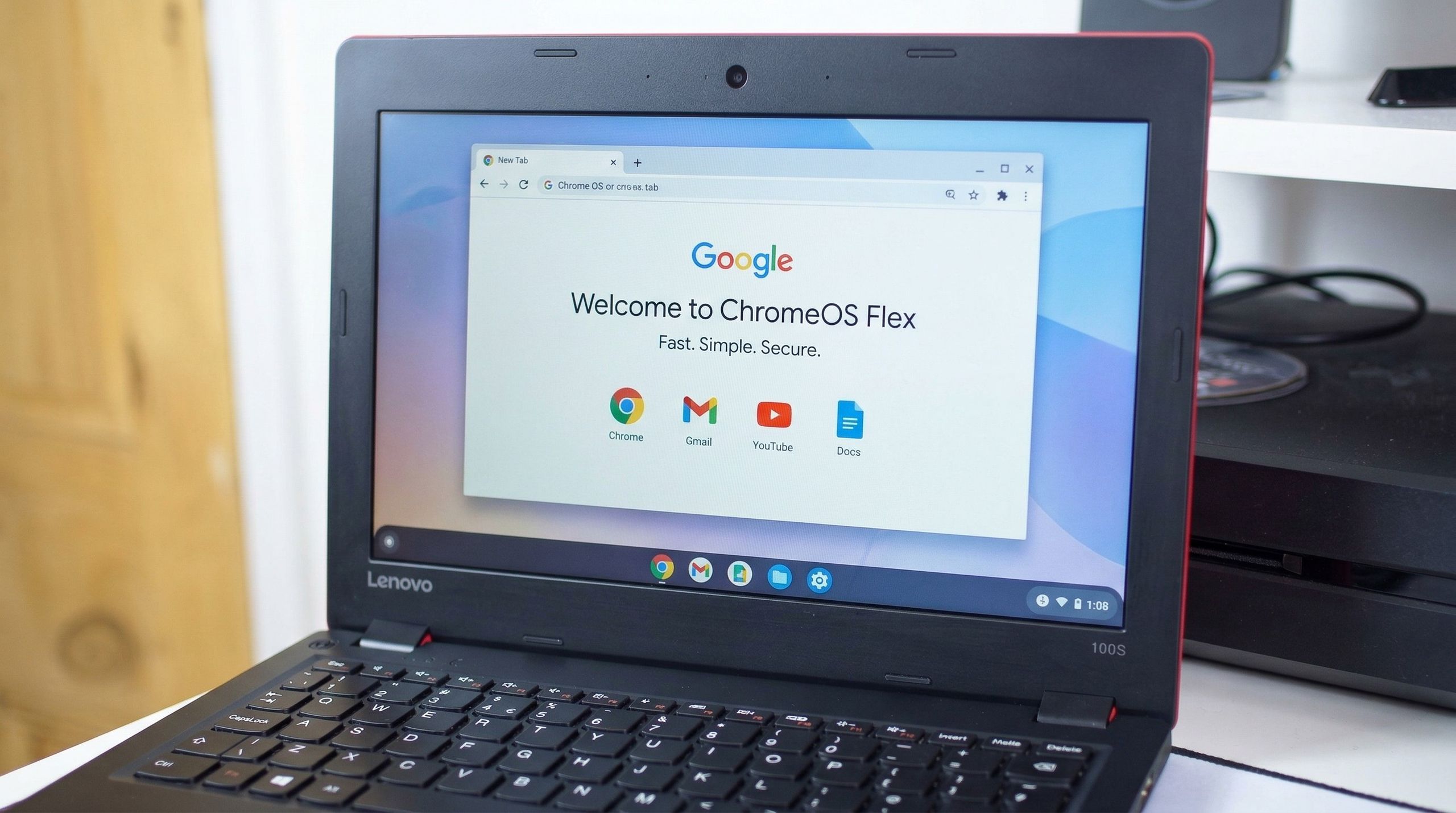 Since Microsoft effectively killed Windows 10, there have been a lot of old PCs sitting idle. This partnership between Google and Back Market wants to sell you a $3 USB stick full of ChromeOS Flex to revive your old hardware.
