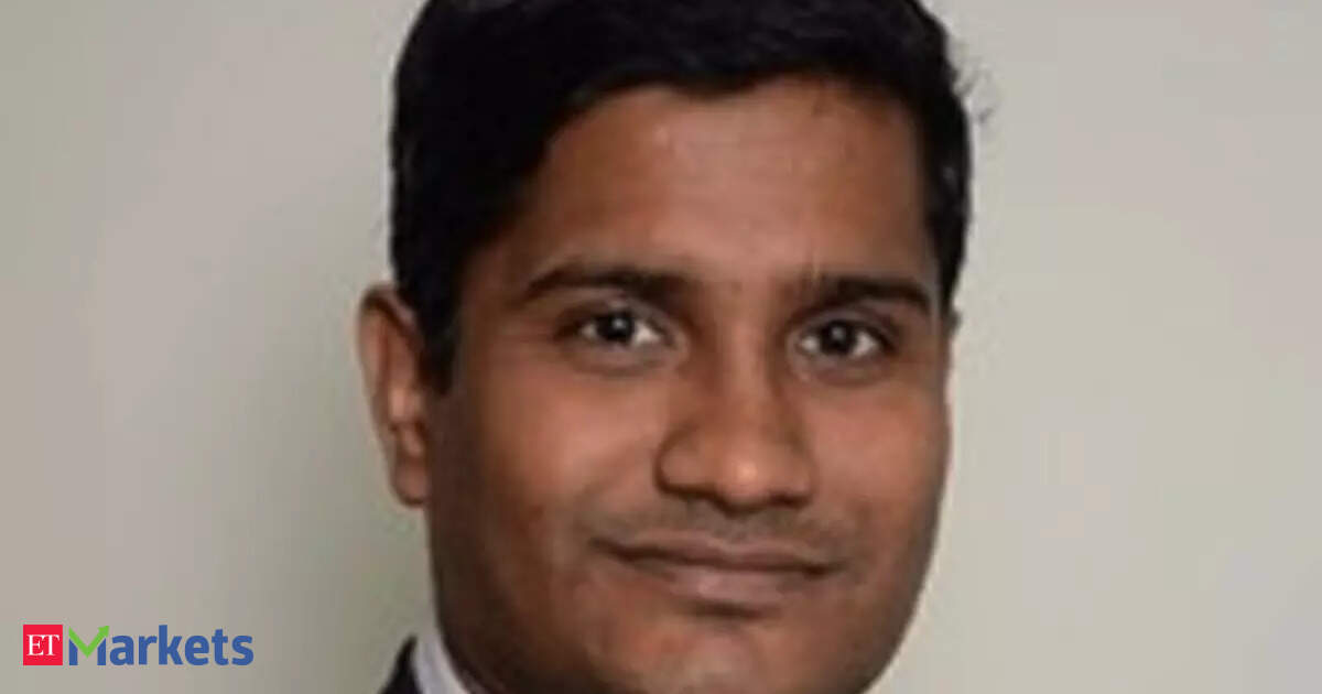 TCS's robust $12 billion Total Contract Value signals stability amidst AI disruption fears, indicating intact client spending. Analysts project 5-6% dollar growth and 16-17% rupee earnings CAGR, suggesting potential stock rerating. IT firms' system integrator…