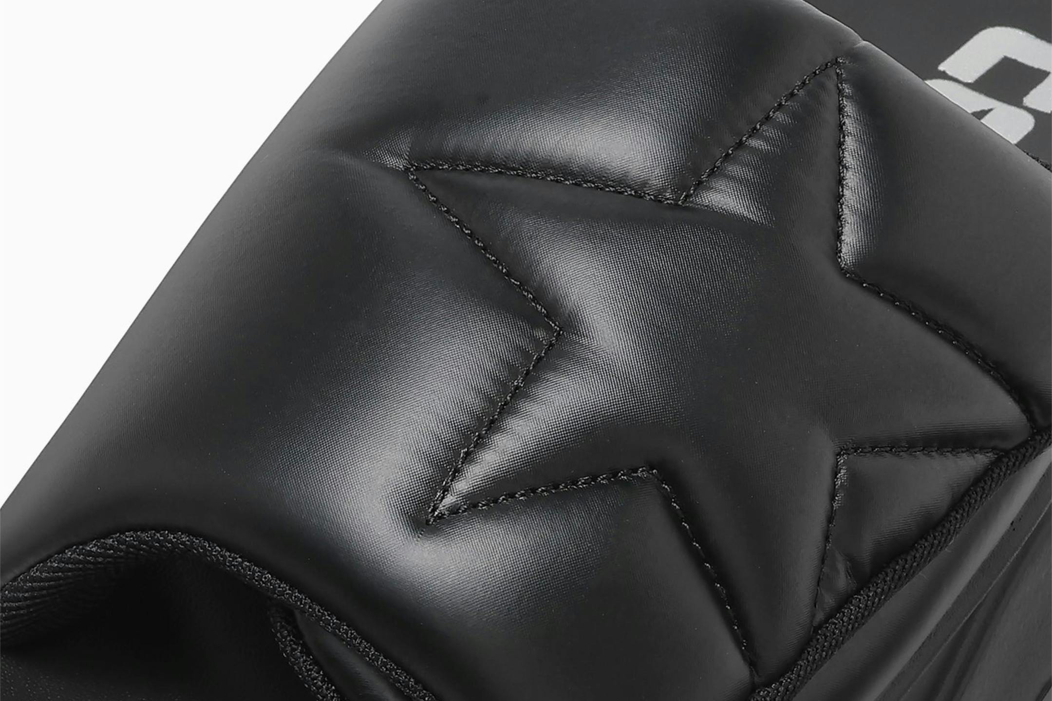 Converse Japan releases a thick-soled puffer leather Chewy slip-on sandal just in time for the summer season.