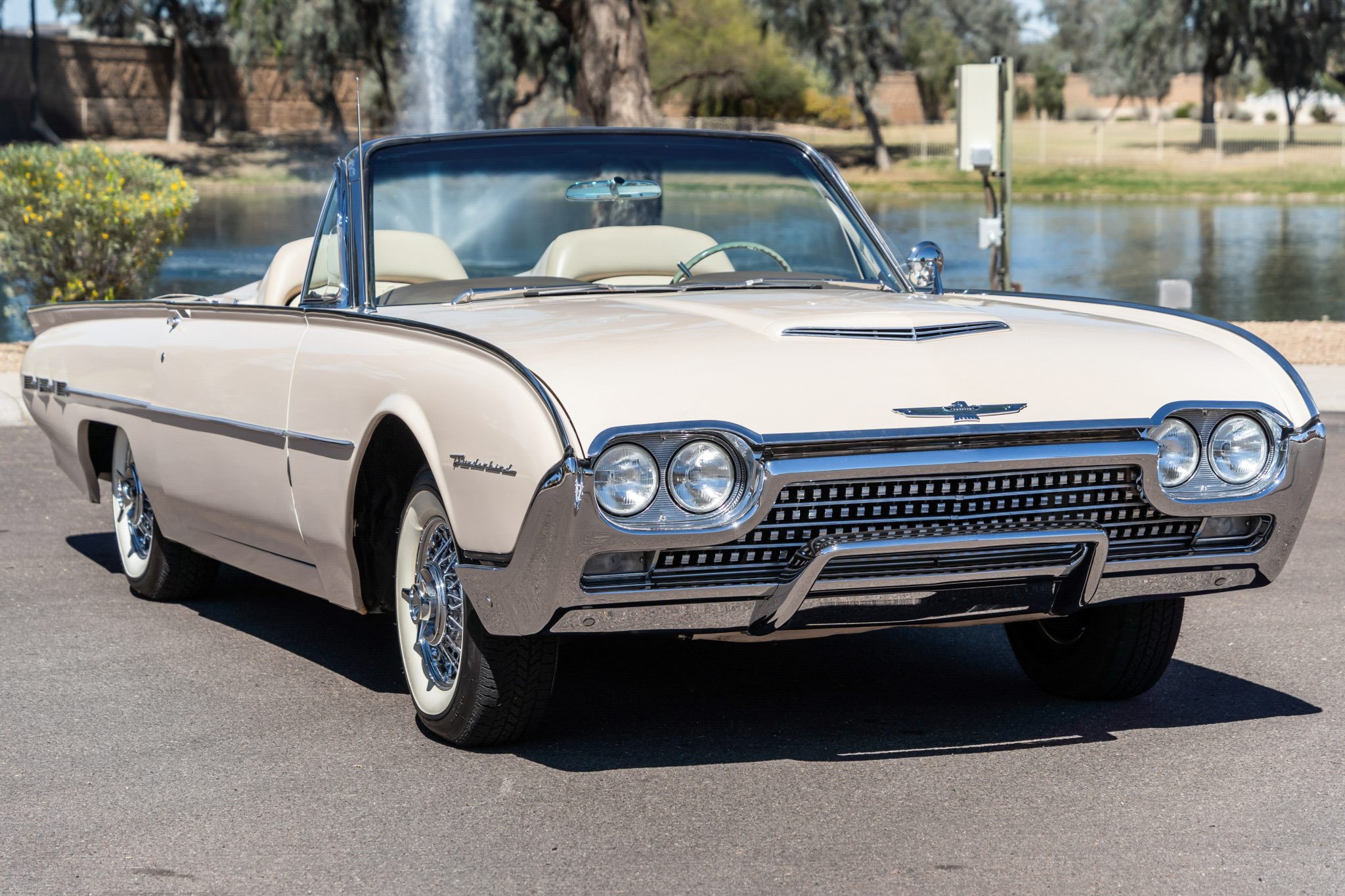 This 1962 Ford Thunderbird is one of approximately 9,844 convertibles made for the model year, and it is said to have been kept in long-term storage before it was refurbished in the early 2010s and judged at a 2015 International Thunderbird Club meet. The car…