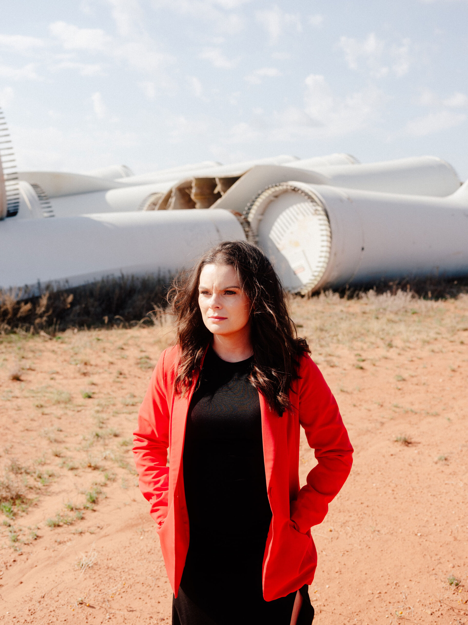 For nearly a decade, residents of Sweetwater have been confronted by a jarring sight as they leave and enter this small West Texas town: thousands of used wind-turbine blades. The blades take up nearly 1 million square feet in a …