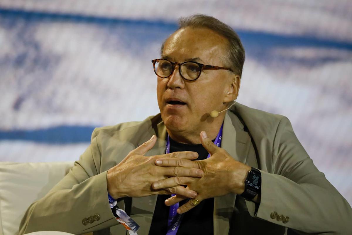 HIVE Digital Technologies has successfully finalized a $115 million fundraising effort to accelerate its expansion into the artificial intelligence sector...