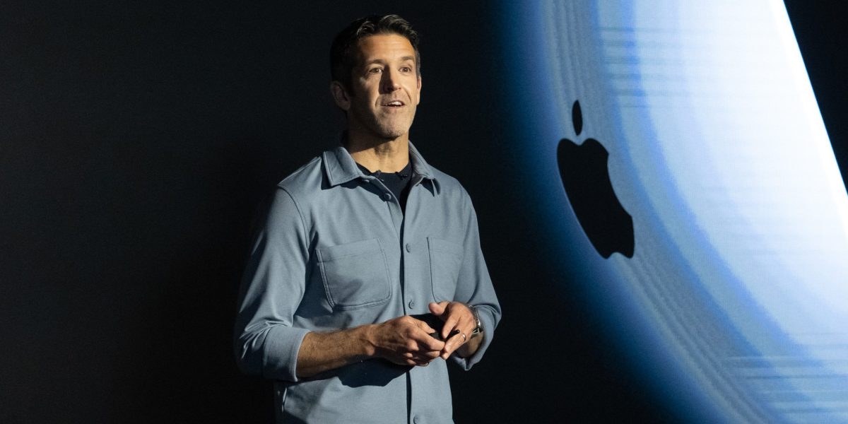 The market's muted reaction to Apple's leadership handoff is shortsighted. Cook's deliberate, Steve Jobs–approved succession puts Apple ahead of AI rivals.