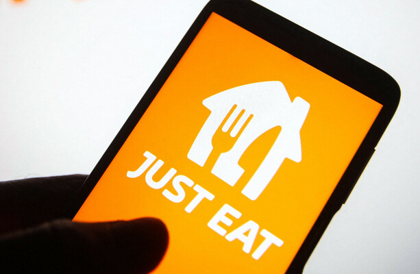 The CMA said it was looking into whether Just Eat’s ratings system had inflated some restaurant and grocer star ratings.