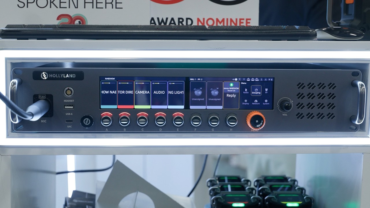 Hollyland showed their new Wireless Intercom system with a powerful 500-meter range and support for up to 8 antennas and 80 belt packs. Wow, that is a lot of intercoms! The Geo Central Station utilizes the Solidcom H1 antenna. The belt packs weigh only 305 gr…