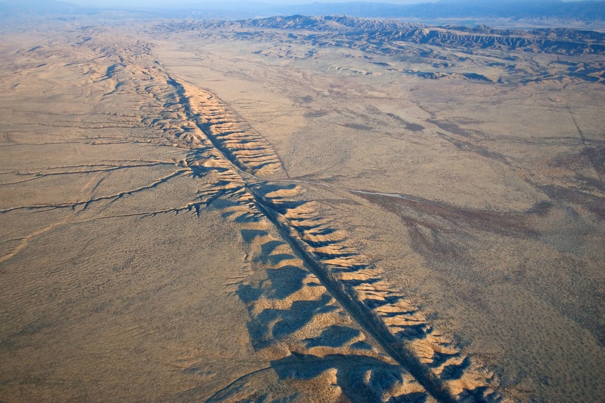 When an earthquake rupturing along a fault hits a barrier, it creates a seismic signature called the “stopping phase.” Scientists have isolated this and could use it to better predict earthquake risk