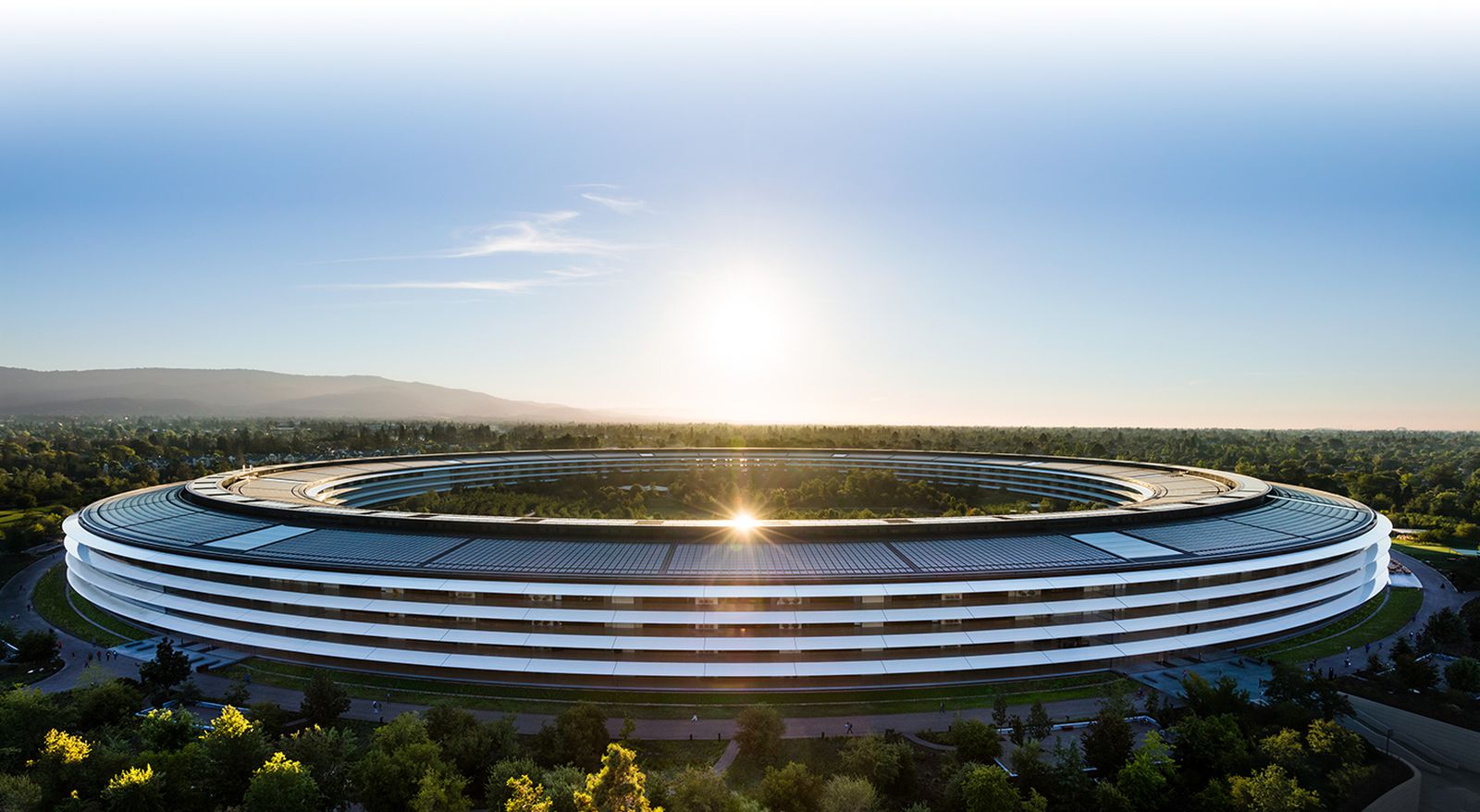 Stan Ng, Apple's vice president of product marketing for Apple Watch, AirPods, Health, and Home, has retired after 31 years at the company (via Bloomberg).





Ng publicly announced his departure on LinkedIn on Thursday, sharing an image of the sunrise at Ap…