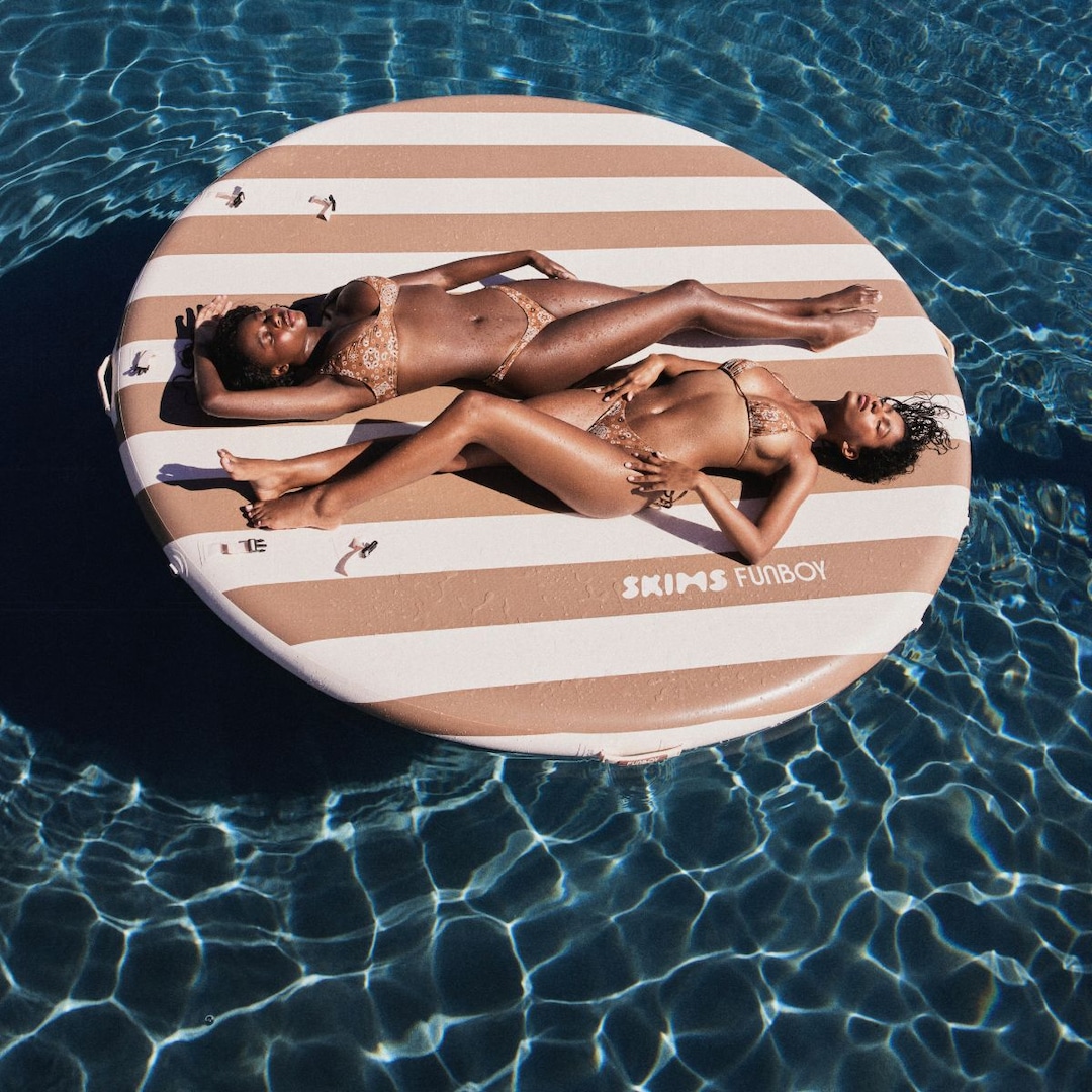 SKIMS is effortlessly upgrading your poolside style with their new Swim Shop releases.
Whether you’ve got a tropical vacation on the books or will be swimming closer to home, there’s definitely...