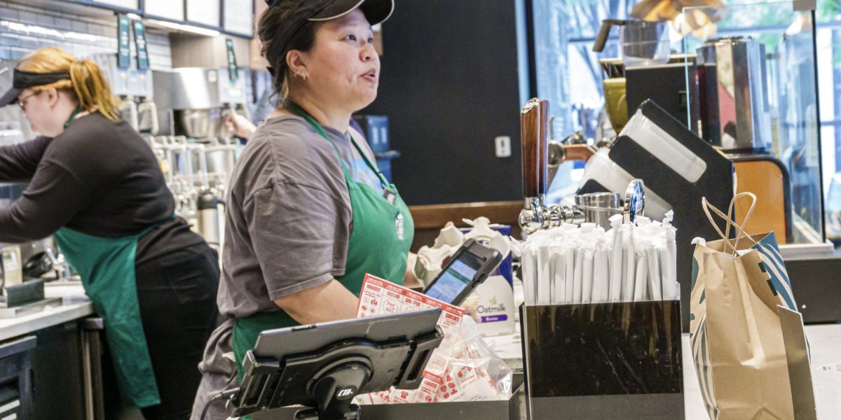 “Green Dot Assist,” an AI-powered virtual assistant, is intended to simplify baristas’ jobs and fulfill orders faster.