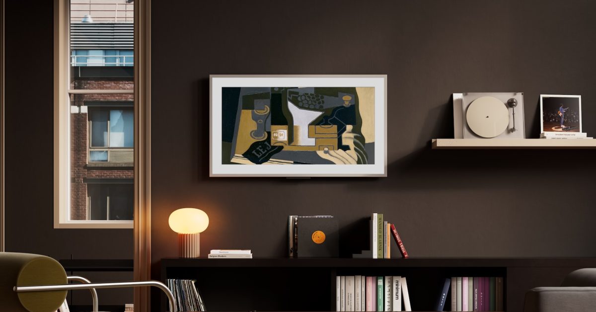 Earlier this year, Amazon got in on the CES action with the reveal of its all-new Ember Artline lifestyle TV. Today, the new frame-style display with Fire TV is going up for pre-order in both sizes. 



 more…