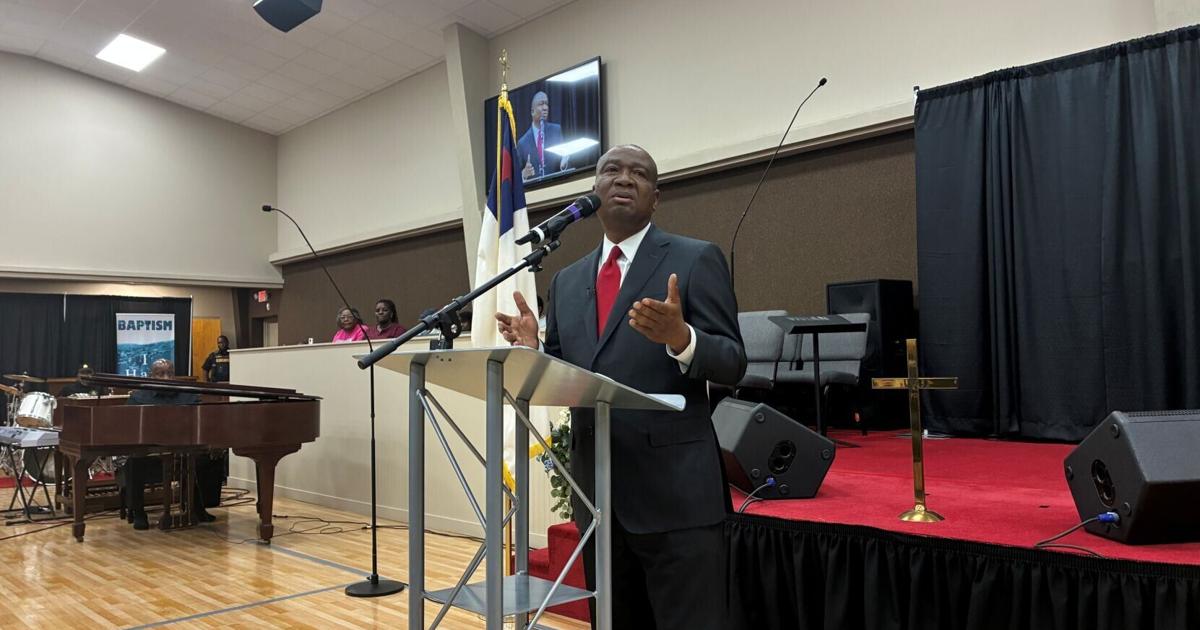 The Thursday evening event, held at Baton Rouge Community College, was the fourth Fields conducted this week as part of his Redistricting Information Town Hall series, following meetings in Shreveport, Alexandria and Lafayette. Turnout was modest; the mood wa…