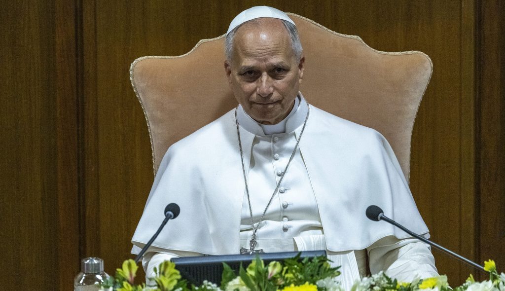 In his encyclical “Magnifica Humanitas” (Magnificent Humanity) released today, Pope Leo&nbsp;XIV warns that artificial intelligence “threatens to normalize an anti-human vision” and strongly cautions against the concentration of the new technology in the hands of …