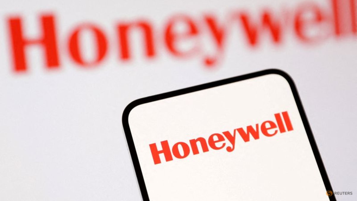May 8 : Industrial giant Honeywell's Quantinuum publicly filed its paperwork for a U.S. initial public offering on Friday, moving the quantum computing company closer to a stock market listing.The IPO market has made a comeback in recent weeks after a brief l…