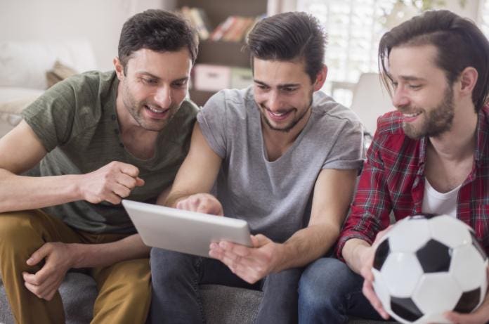 If you’ve watched live TV lately, you’ve probably seen advertisements for sports betting. Today, you can place sports bets not only on the well-known online platforms