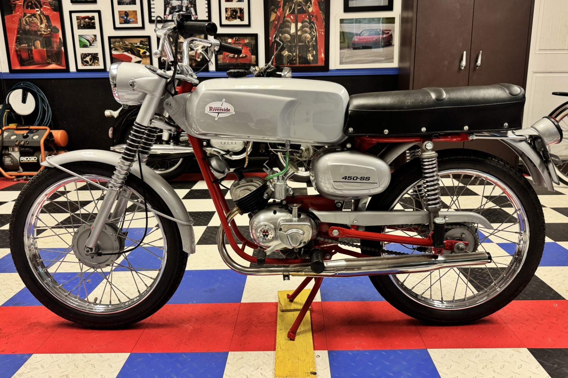 This 1966 Wards Riverside 450ss was refurbished circa 2018 and acquired from the prior owner's estate in 2023 by the current owner. The bike thereafter remained on static display and is finished in silver over a red frame. Equipment includes a 49cc two-stroke…