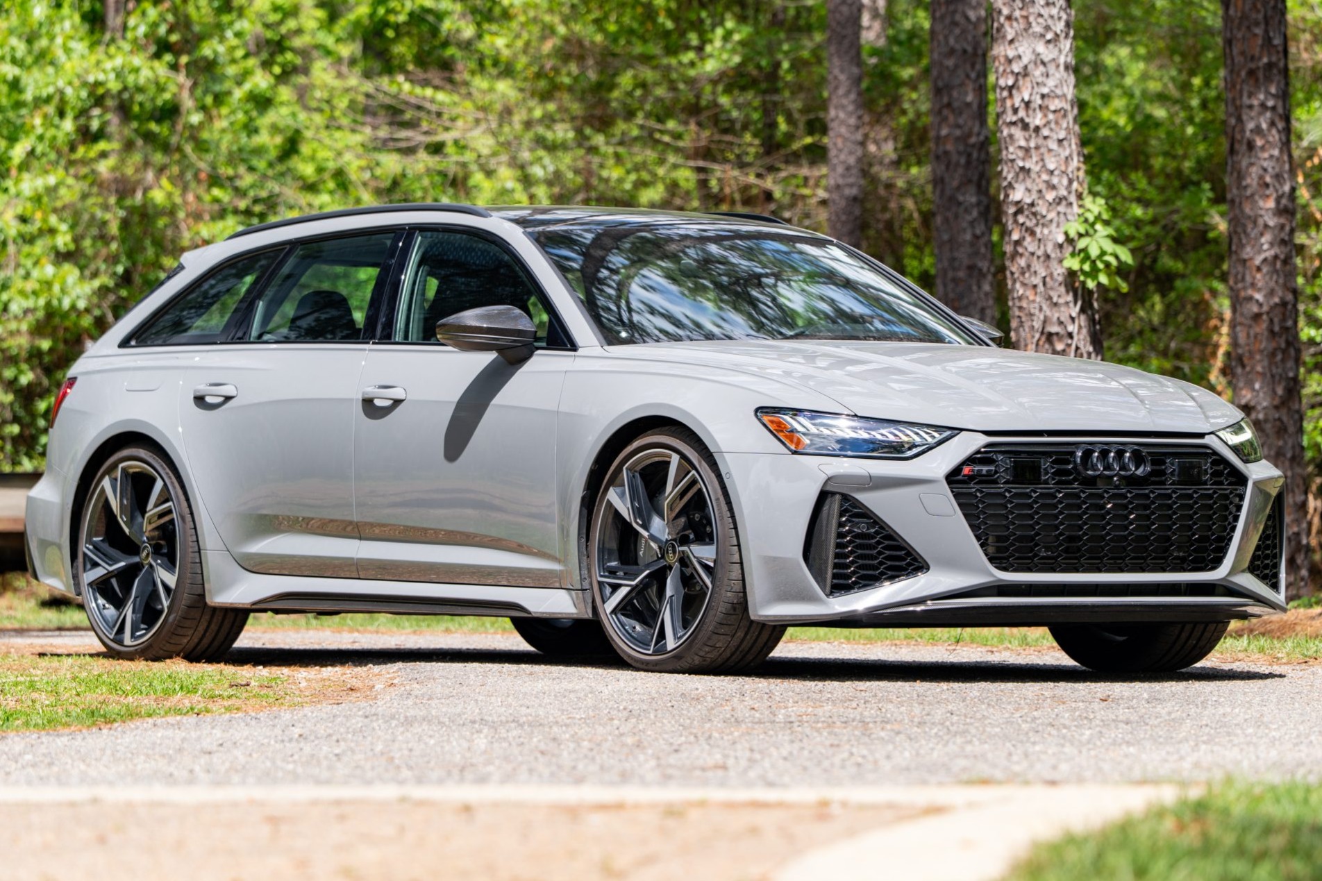 This 2022 Audi RS6 Avant is finished in Nardo Gray over Black Valcona leather with Rock Gray stitching and was ordered with ceramic-composite brakes, a Sport exhaust, Dynamic Ride Control, Bang & Olufsen Advanced 3D audio, and the Carbon Optic, Executive, and…