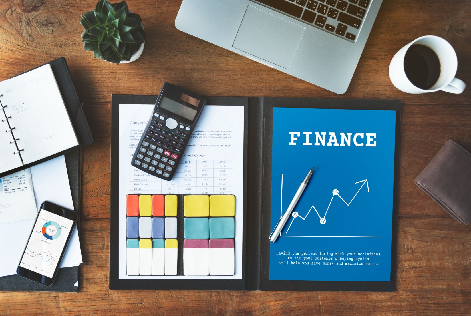 Razorpay gets shareholder approval to raise ₹2,700 crore via IPO, with OFS and pre-IPO placement plans. The fintech bets on AI, despite rising losses and intense competition.
The post Exclusive: Razorpay gets shareholder approval for Rs 2,700 crore IPO appear…