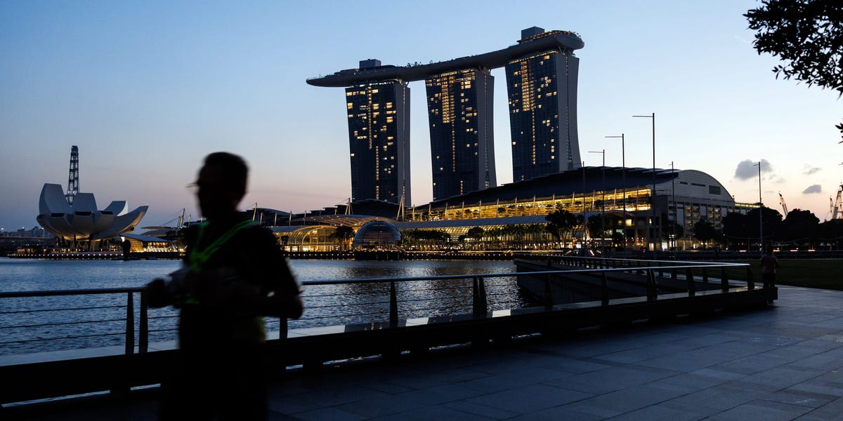 In the next six months, the 800-person company plans to hire 200 employees in four countries, an engineer told Business Insider.
