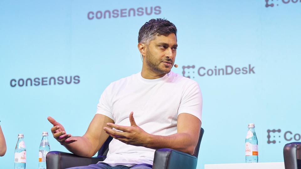 The partnership will focus on tokenized yield products, blockchain-based funds and institutional crypto markets.