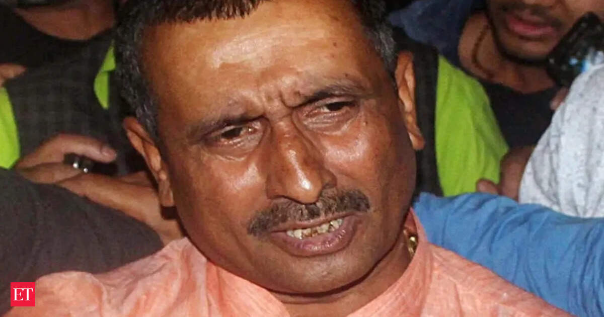 The Supreme Court has overturned a Delhi High Court decision that suspended the life sentence of former BJP MLA Kuldeep Singh Sengar. The court has directed the High Court to re-examine Sengar's appeal against his conviction in the Unnao rape case. The High C…