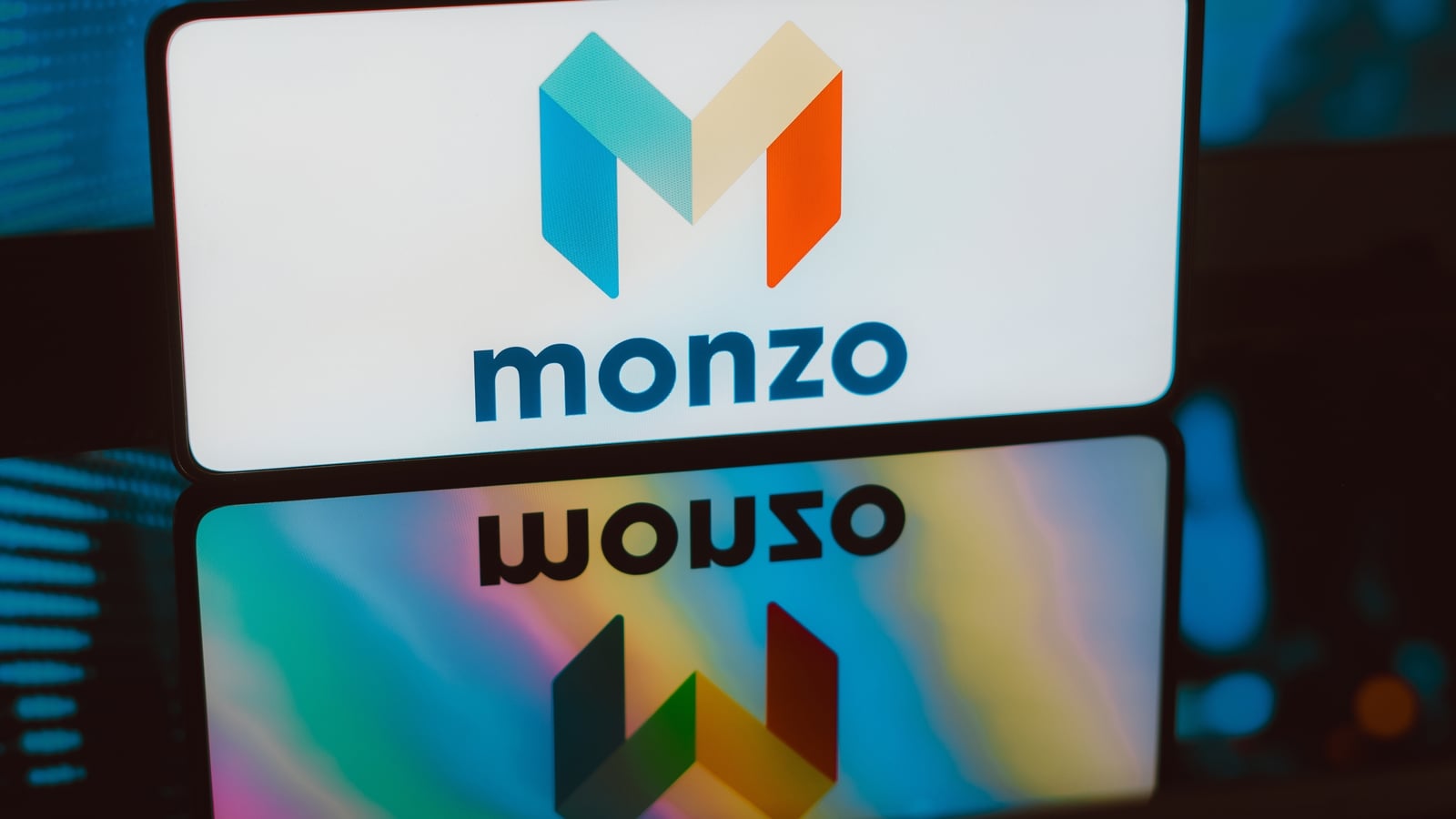Monzo has reported a 44% leap in its annual profits as the digital bank generated more from lending and cashed in on subscriptions.
