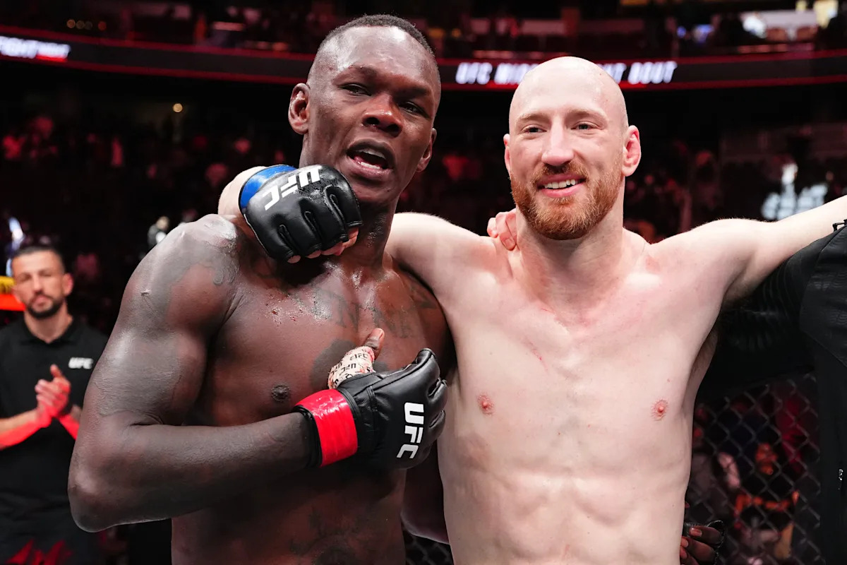 Bringing you the weird and wild from the world of MMA each and every weeknight!