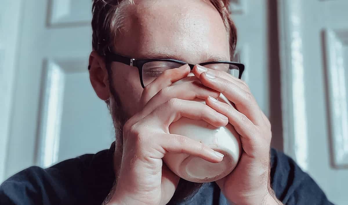 Coffee -- whether it contains caffeine or not -- appears to alter gut microbes linked to emotional wellbeing.