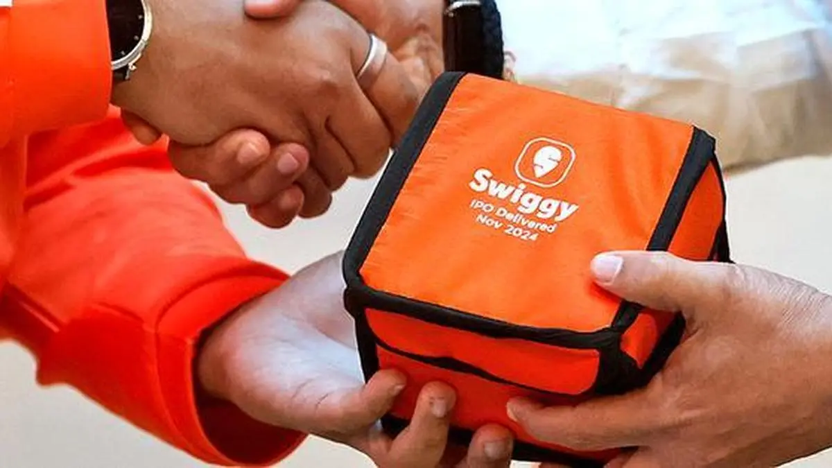Swiggy appoints Swapnil Bajpai as CEO of Dineout and Scenes to enhance dining-out experiences amid growing competition.