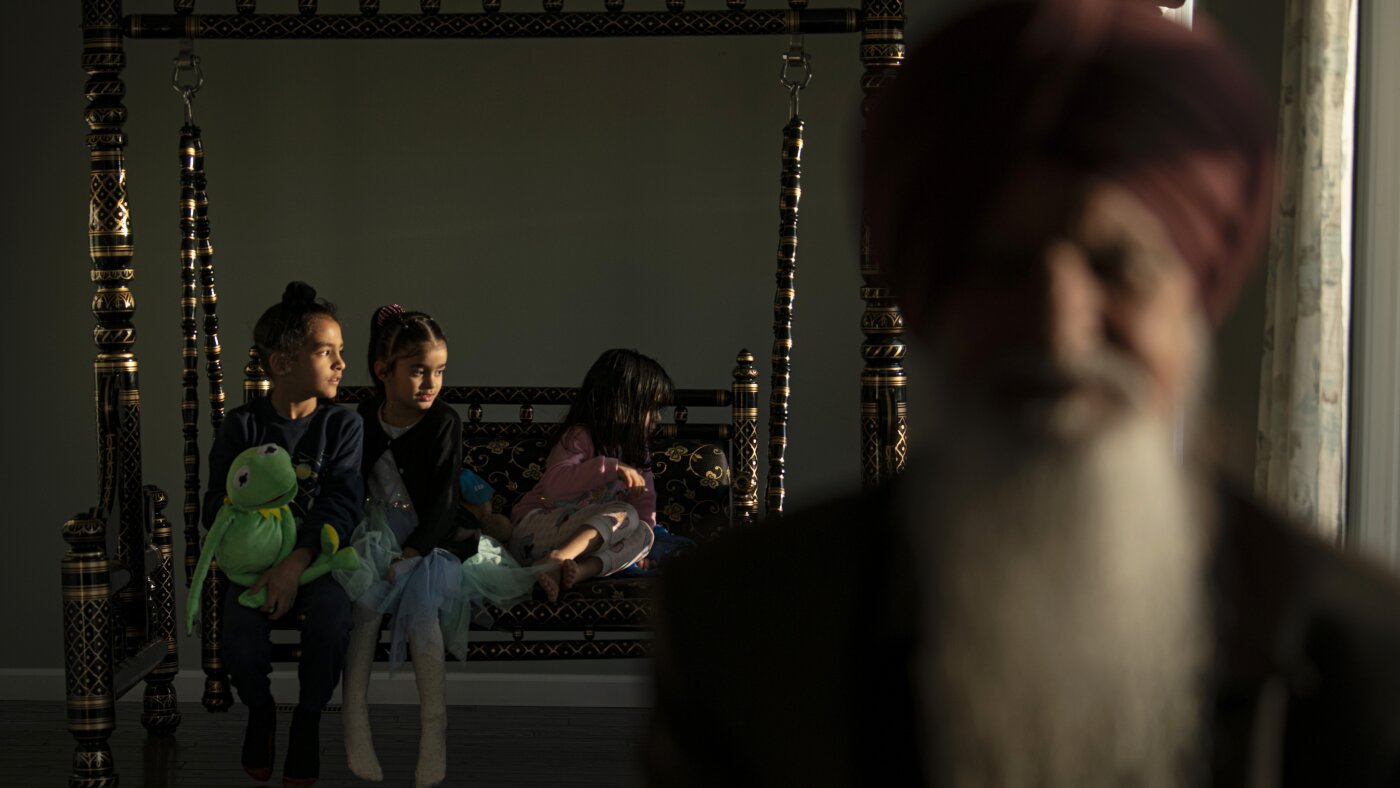 Photographer Akash Pamarthy has documented the Sikh religious community in Ohio over several years. His photos tell a story.