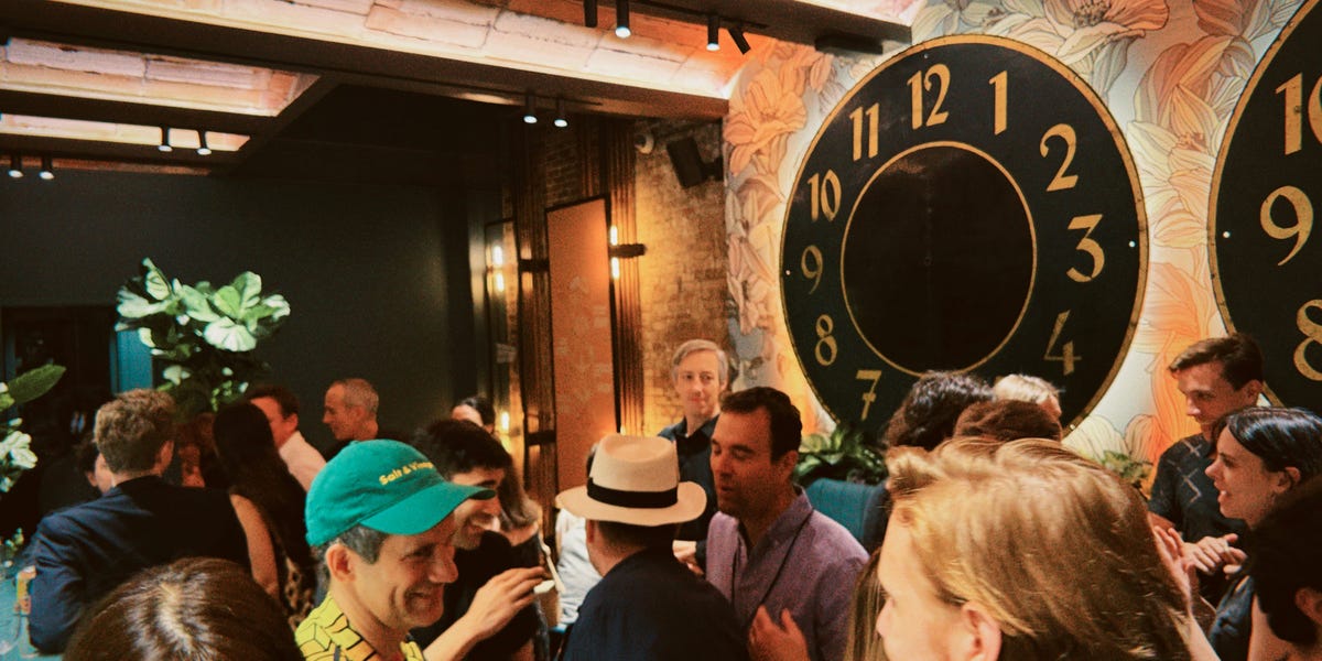 Substack loves a party. Tag along with Business Insider reporter Sydney Bradley as she spends a day inside Substack's world.