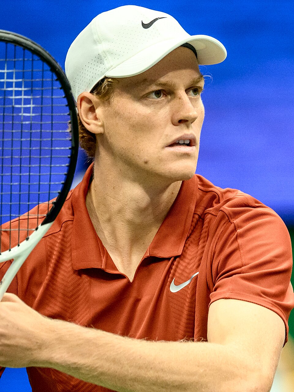 Jannik Sinner's medical timeout for cramping during the 2026 French Open sparked controversy, with critics questioning rule consistency and fairness for top-ranked players.