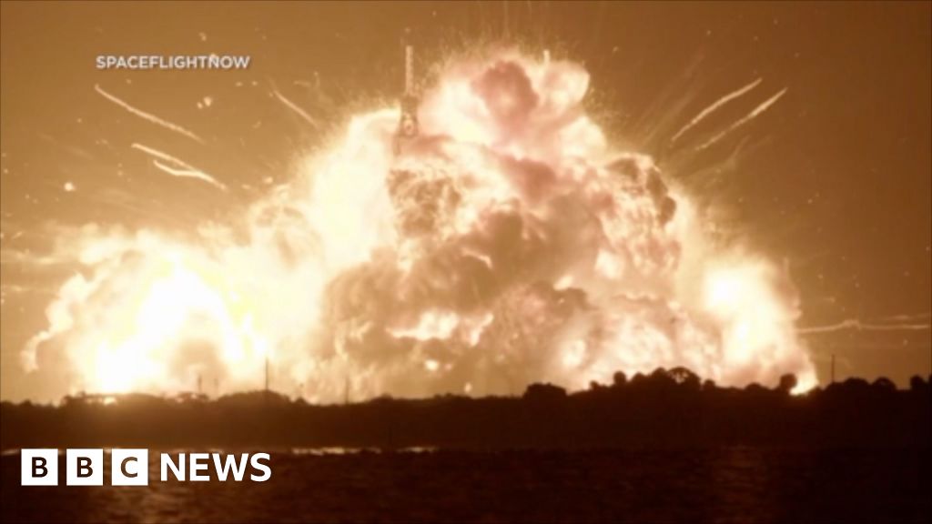 A Blue Origin New Glenn rocket exploded on a launch pad at Cape Canaveral in Florida on Thursday night.